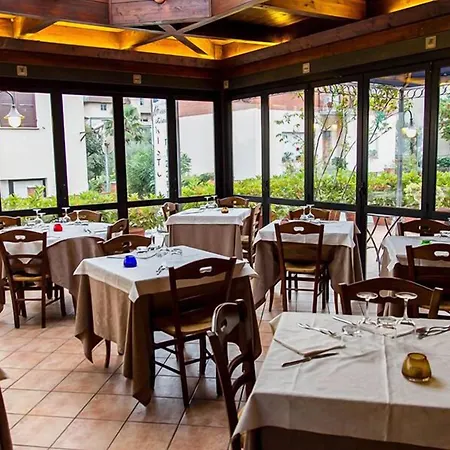 La Vela 3* Passignano sul Trasimeno