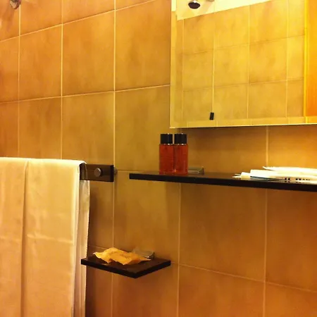 Hotel La Vela Passignano sul Trasimeno