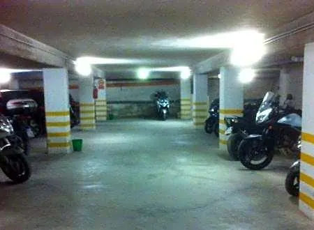 La Vela 3*
