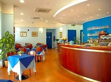 מלון La Vela פסיניאנו סול טרסימנו