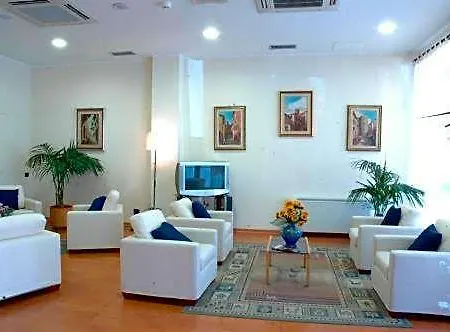 La Vela 3* פסיניאנו סול טרסימנו