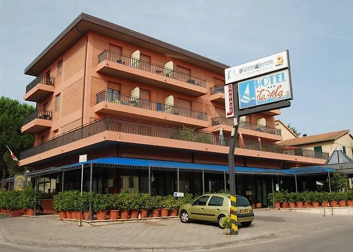 La Vela Szálloda 3*