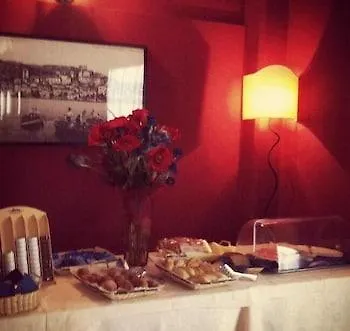 Hotel La Vela Passignano sul Trasimeno